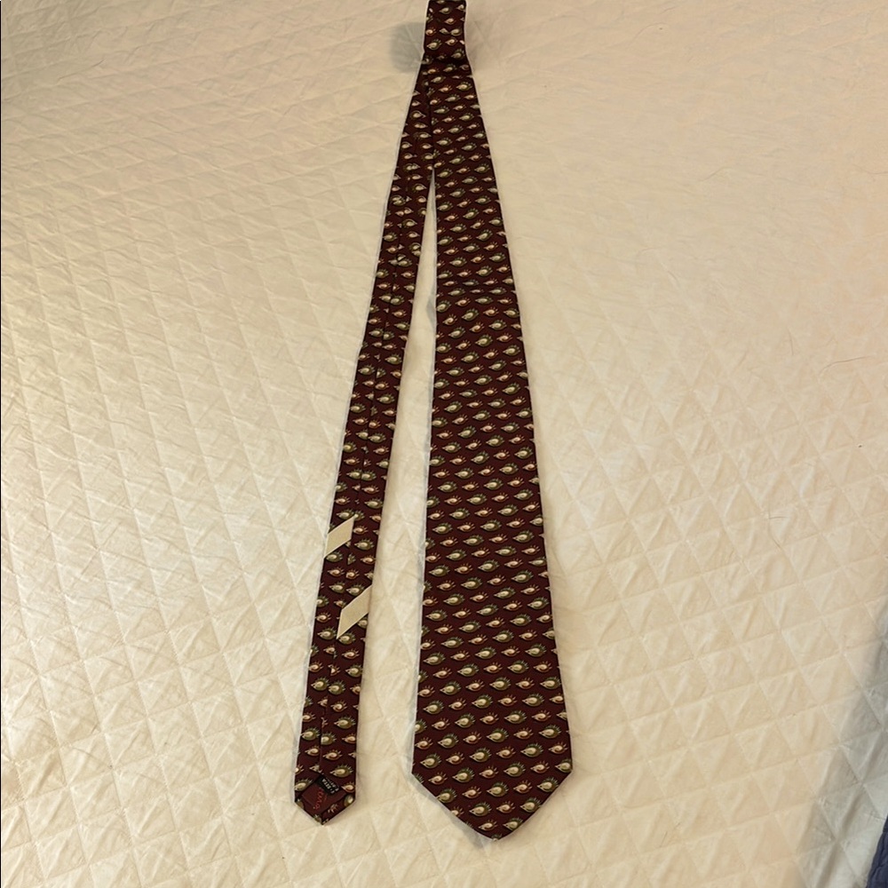 Elegant Burgundy Patterned Tie